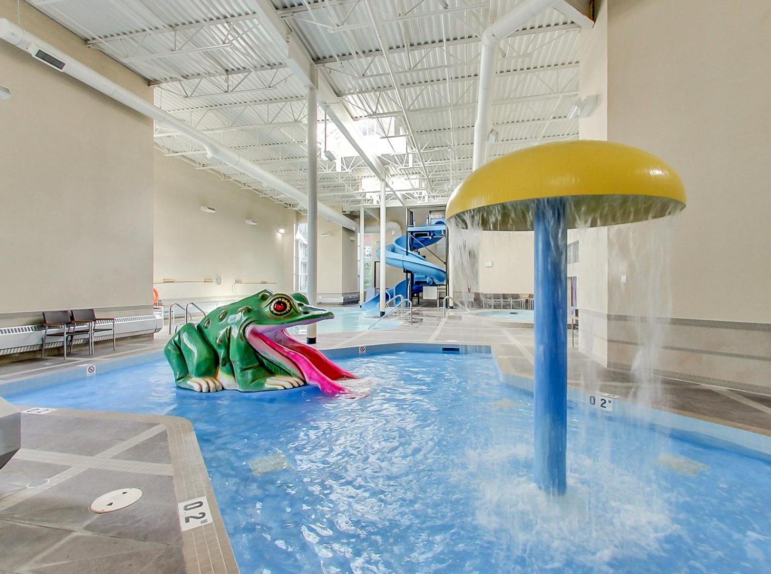 Outstanding Mountain Condo Waterslide And Hot Tub Managed By Little Sister Getaways Canmore Zewnętrze zdjęcie